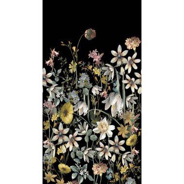 ESTAhome fotobehang - veldbloemen - multicolor op zwart - 150 x 279 cm product