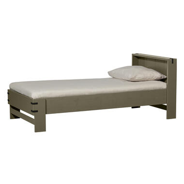 WOOOD Bed Bobby - Grenen - Forrest - 82x99x207 product