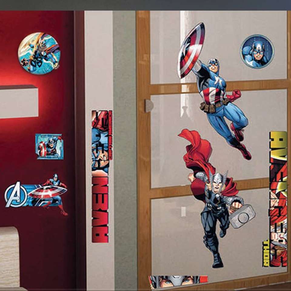 tussen Tegen verachten Marvel Avengers Muursticker Captain America & Thor 100x70cm | Leen Bakker